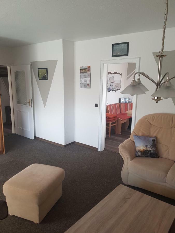 Haus-Sonneck Apartment เอเซินส์ ภายนอก รูปภาพ